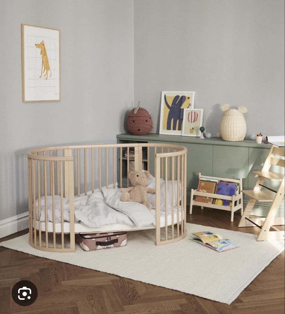 Lits: Stokke Sleepi Mini inkl. Umbausatz  – D'occasion à Zürich par nika_neko 1