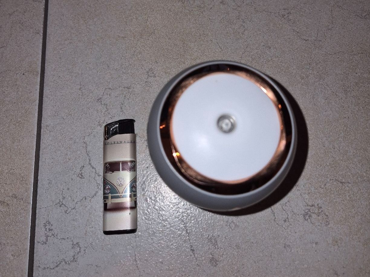 Umidificatori d'aria: mini LED Luftbefeuchter mit Wasserfilter – Usato da Istighofen venduto da kla_2k5b