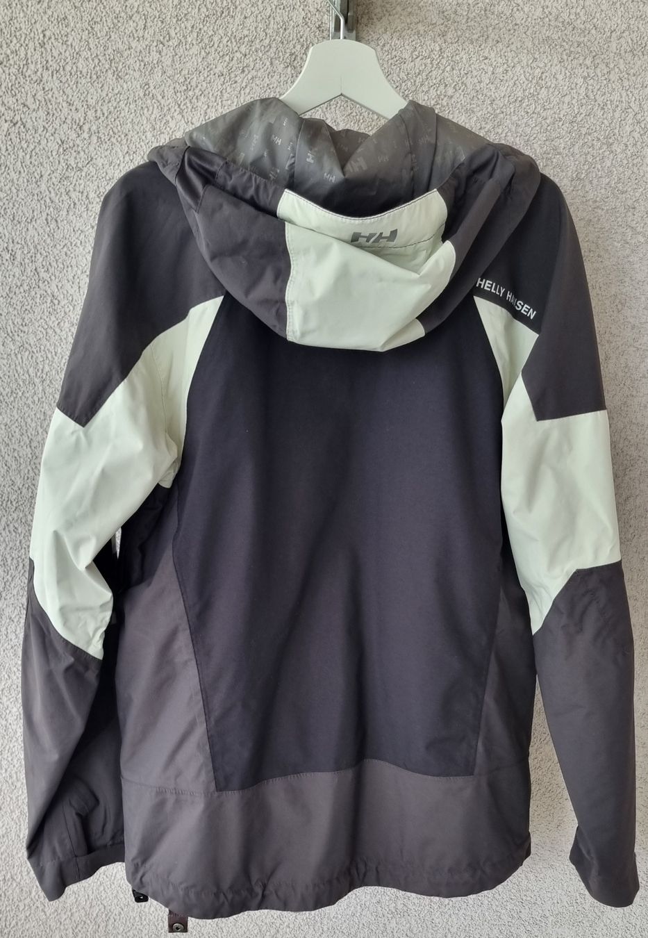 Helly Hansen Jacken: Helly Hansen Skijacke Hellytech, Gr. M – Gebraucht aus Oberriet SG von gimidrip 2