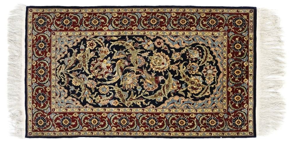 Teppiche: Magnificent Hereke silk tapis / teppich / carpet – Gebraucht aus Morges von 4WLS
