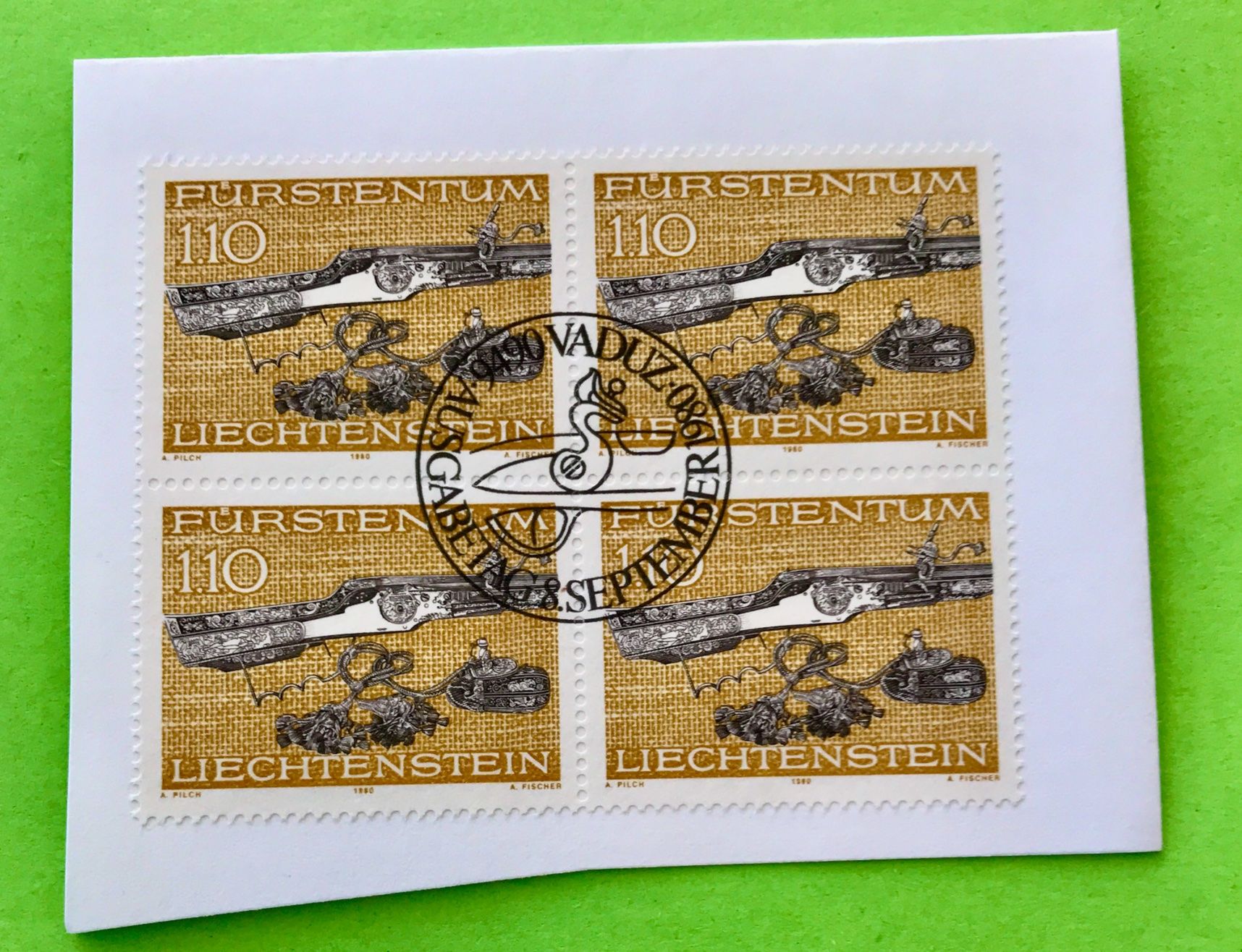 Tutti i francobolli: Briefmarken aus Liechtenstein 4 er Block mit Papier – Usato da Aarau venduto da Angi-007
