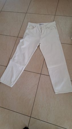 Bershka übergroße Baggy Jeans in Ecru