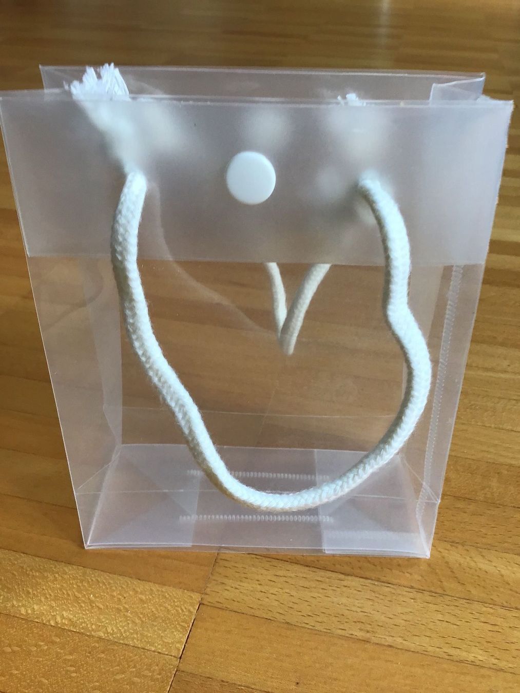 Borse: Geschenk Tüte transparent 49 Stück – Usato da Frenkendorf venduto da silasho