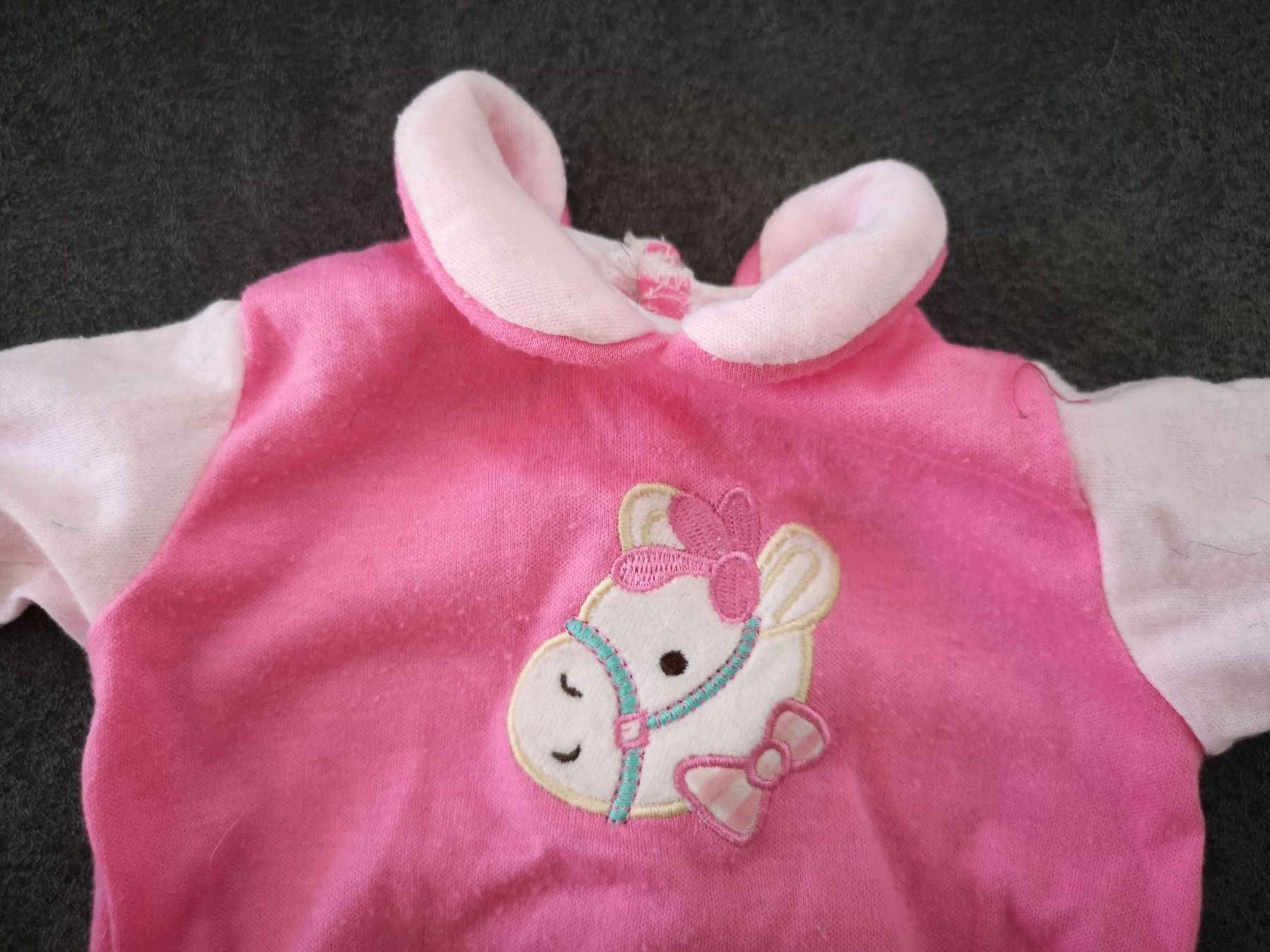 Bambole: Jumpsuit rosa mit Pferde-Motiv – Usato da Liestal venduto da Gitterli01 1