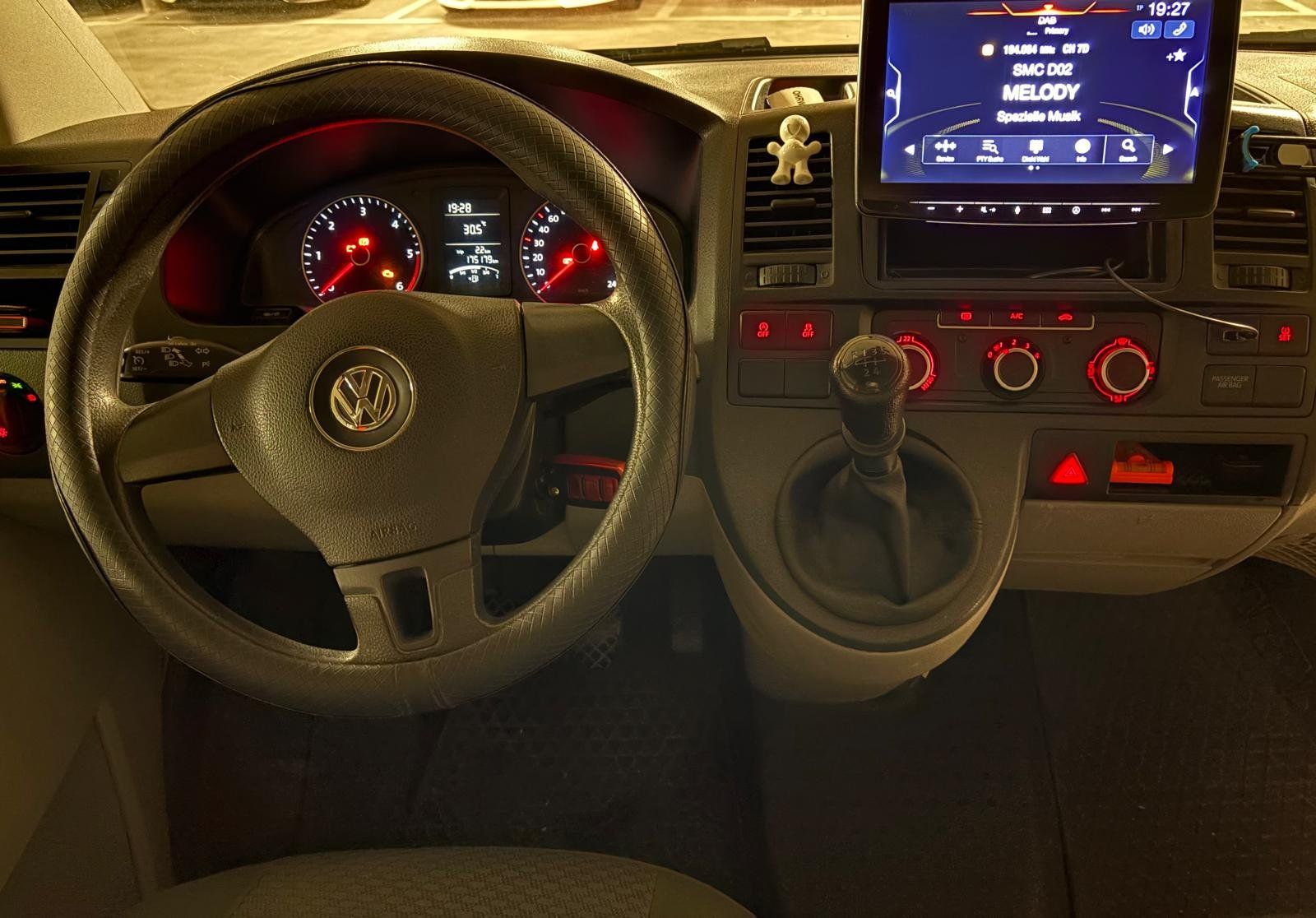 VW Véhicules de camping: VW T5 2.0 TDi – D'occasion à Obermumpf par dan_sc2y 6