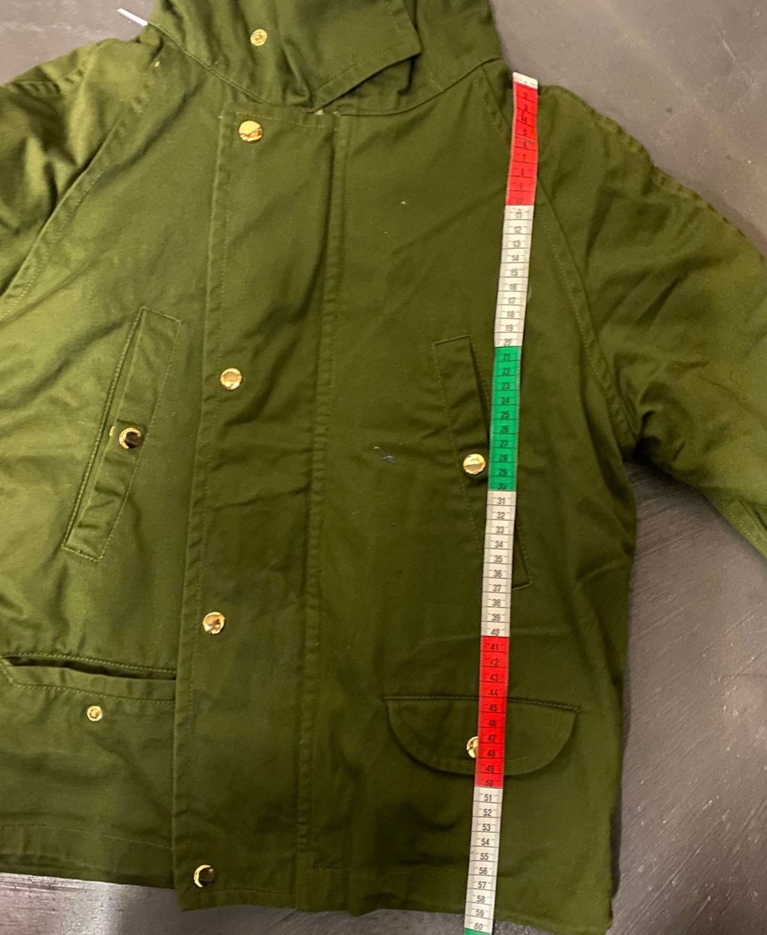 Jacken: Jacke von Shine Olive mit Pelz M – Neu (gemäss Beschreibung) aus Chur von simhofstr 7