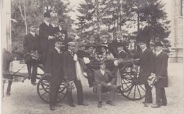 Aarau - Leichenwagen mit Studenten,Bestattung Paul Schaffner