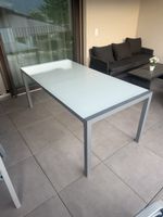 Gartentisch mit Glasplatte, ideal für den Sommer!