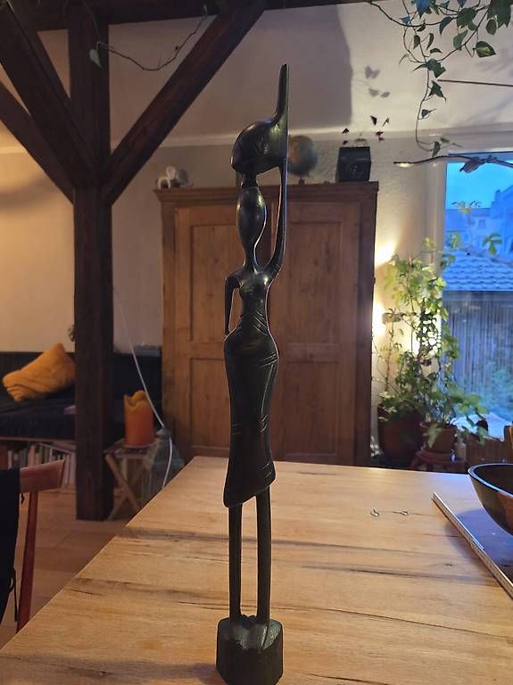 Statuette: Holzfigur aus Ghana – Usato da Basel venduto da yae_7ktl 1