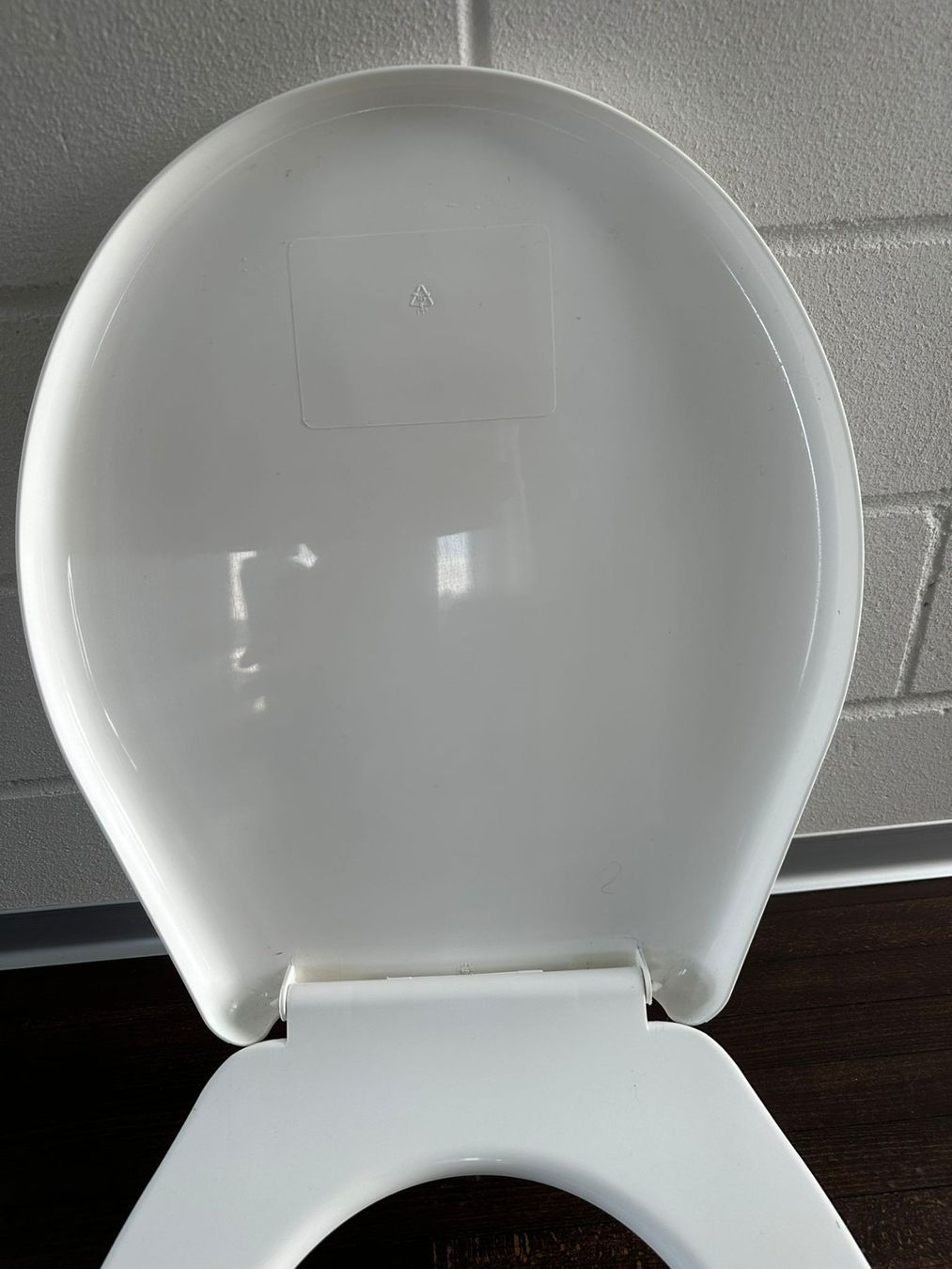 WC: WC-Sitz, Toilettendeckel - universal – Usato da Enggistein venduto da RetoWilli 4