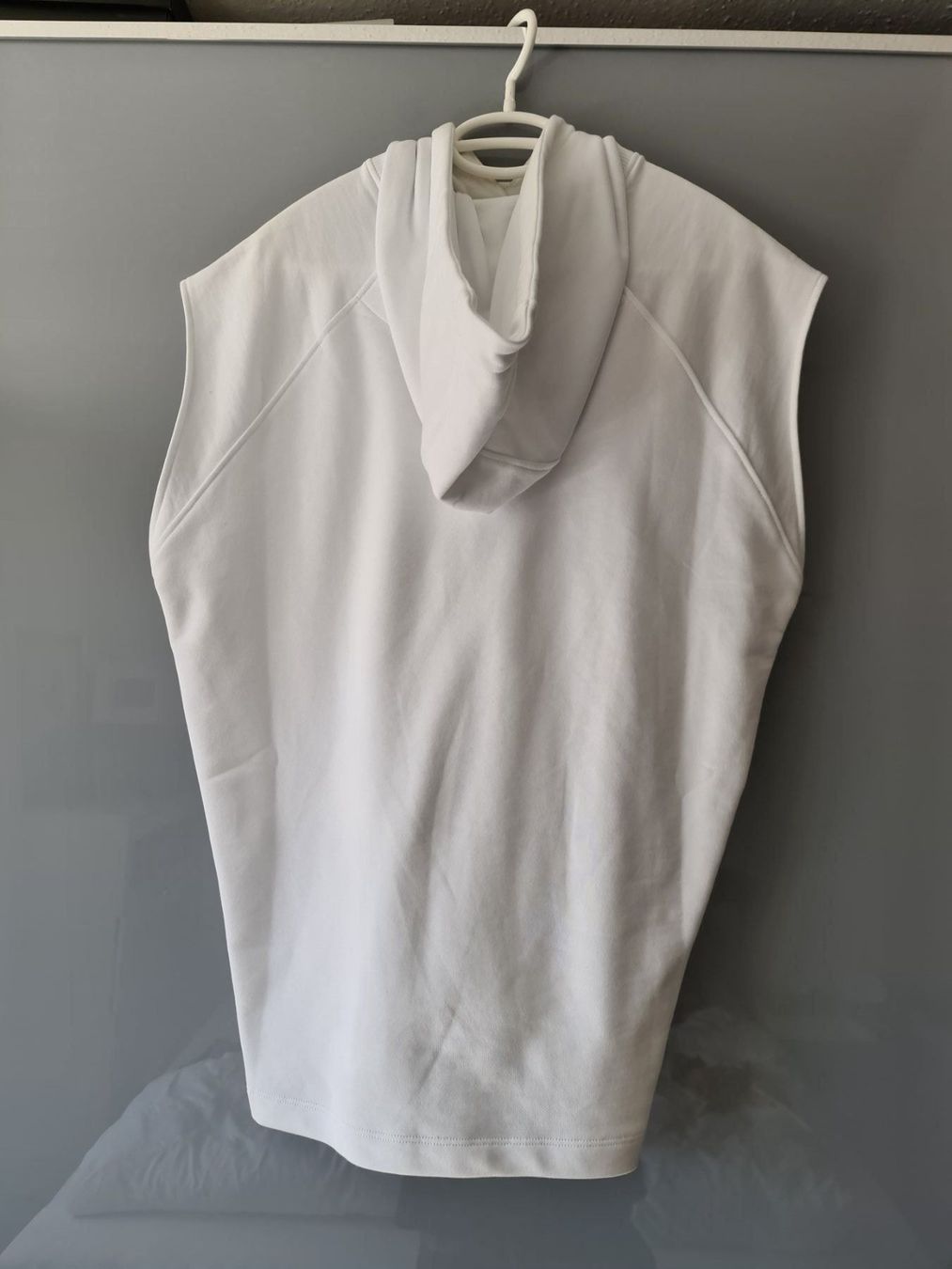 Versace Pulls & Sweat-shirts: Versace hoody – D'occasion à Amriswil par newschweiz 1
