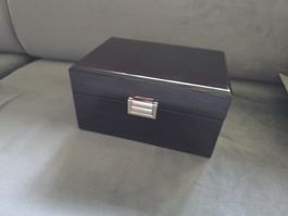 Edle, dunkle Uhrenbox - Top Zustand