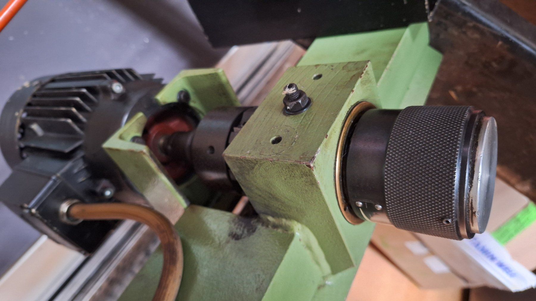 Tutte le macchine: Kantenfräsmaschine mit Wendeplatten – Usato da Langenthal venduto da Physycer0 5
