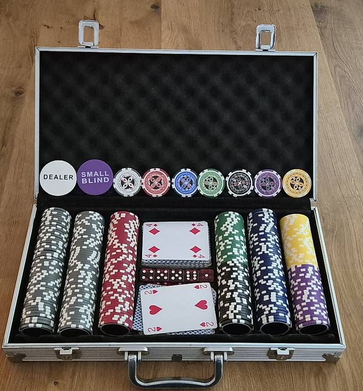 Jeux: Pokerkoffer – D'occasion à Goldswil par Sandra7319