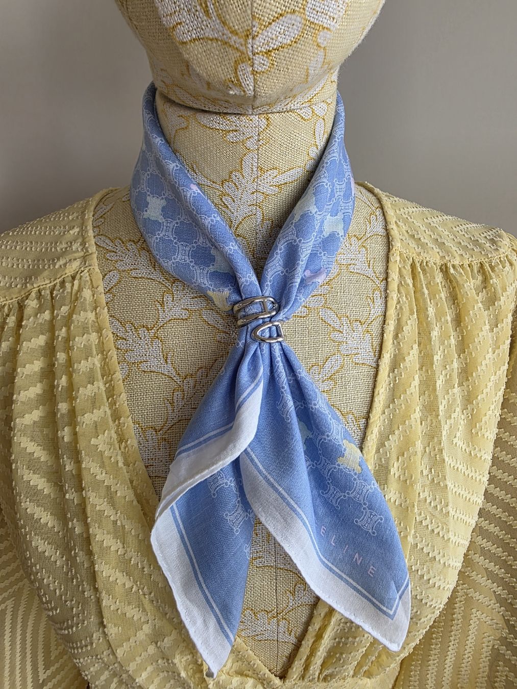 Celine Foulard & Sciarpe: CELINE Baumwolltuch 59 × 50 cm – Usato da Zürich venduto da LIMAR 2
