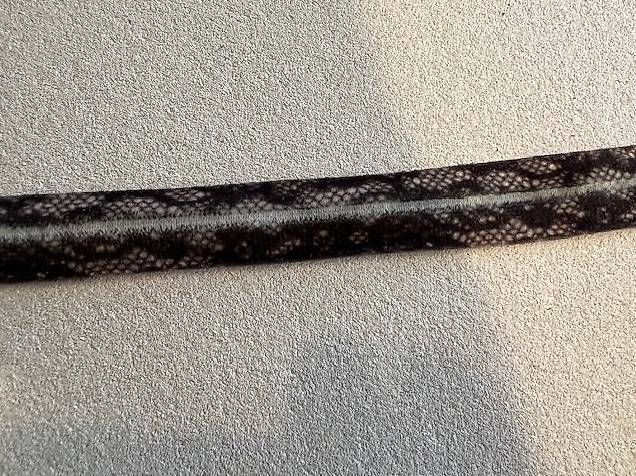Nastri decorativi: Zum nähen Verschiedene Rollen elastische Einfassbänder – Usato da Tann venduto da Atelier22plus 1