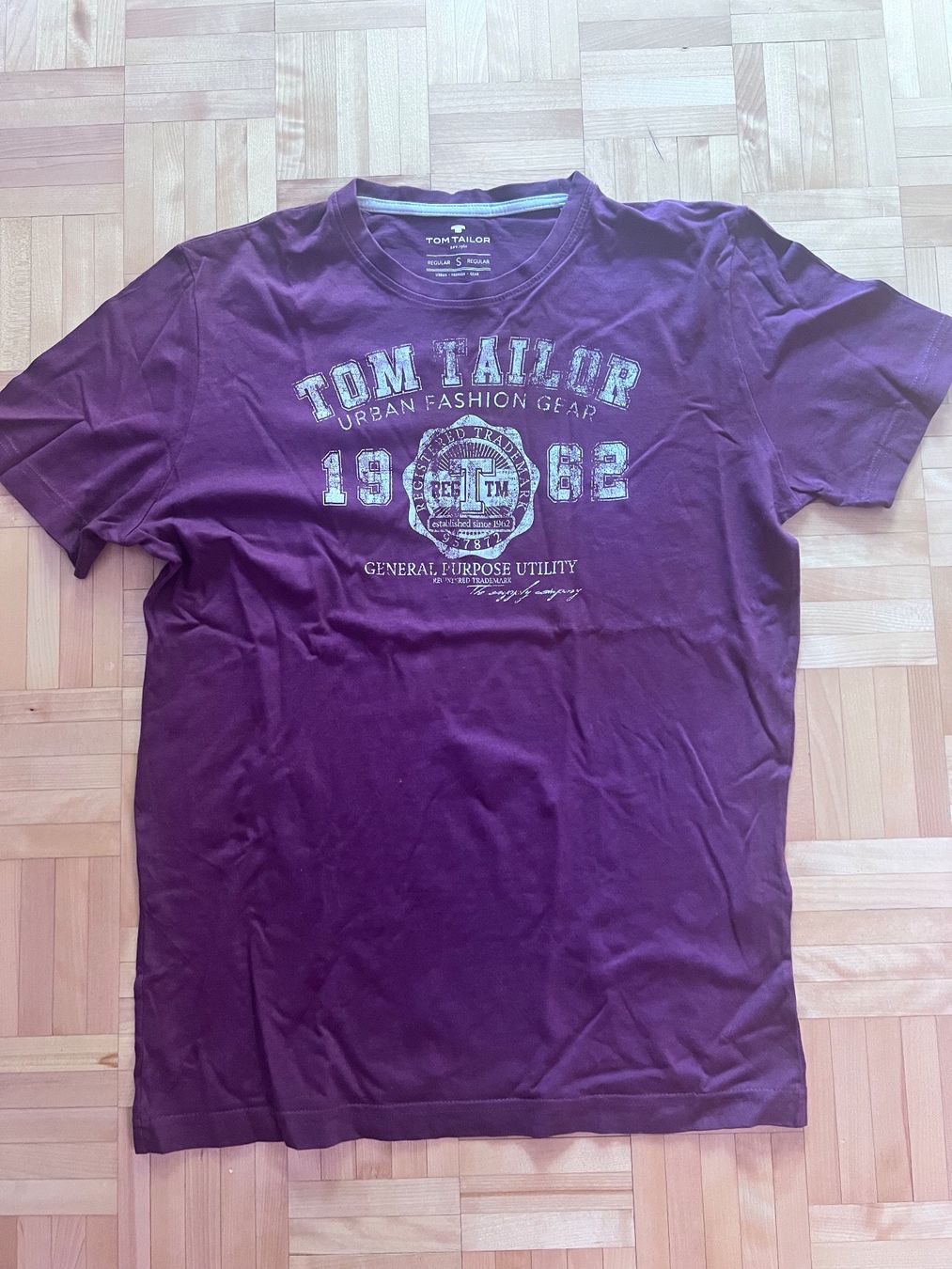 Tom Tailor Chemises, T-shirts & Polos: T-Shirt von TOM TAILOR Gr. S – D'occasion à Schaffhausen par Shiva_70