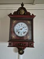 Antike Wanduhr