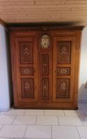 Schöner antiker Bauernschrank bemalt 1874