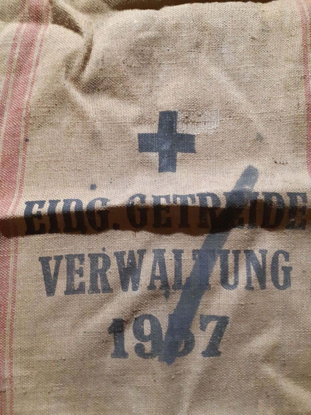 Tessuti: Jutensack 1957 – Usato da Grindelwald venduto da carro5 1