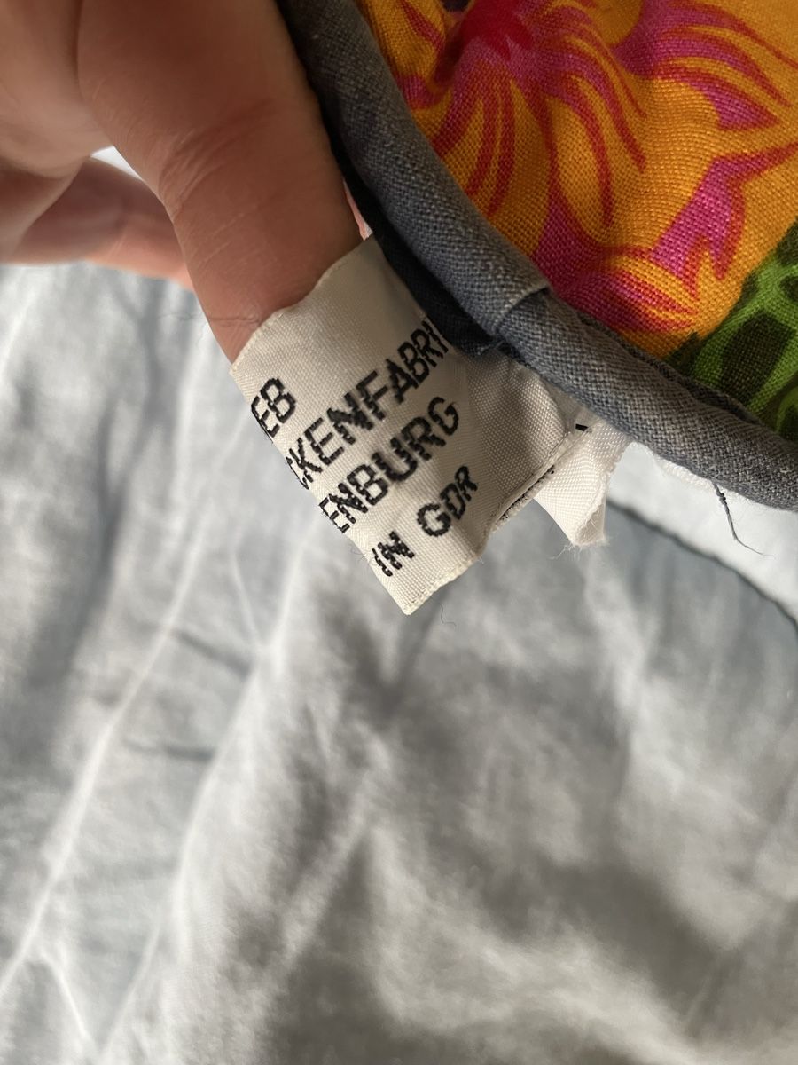 Coperte: Bettdecke/ Überwurf/ Sommerschlafsack – Usato da Zürich venduto da Lenine 7