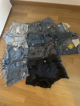 Jeansshorts Damen 7 Stk. Grösse 38 guter Zustand