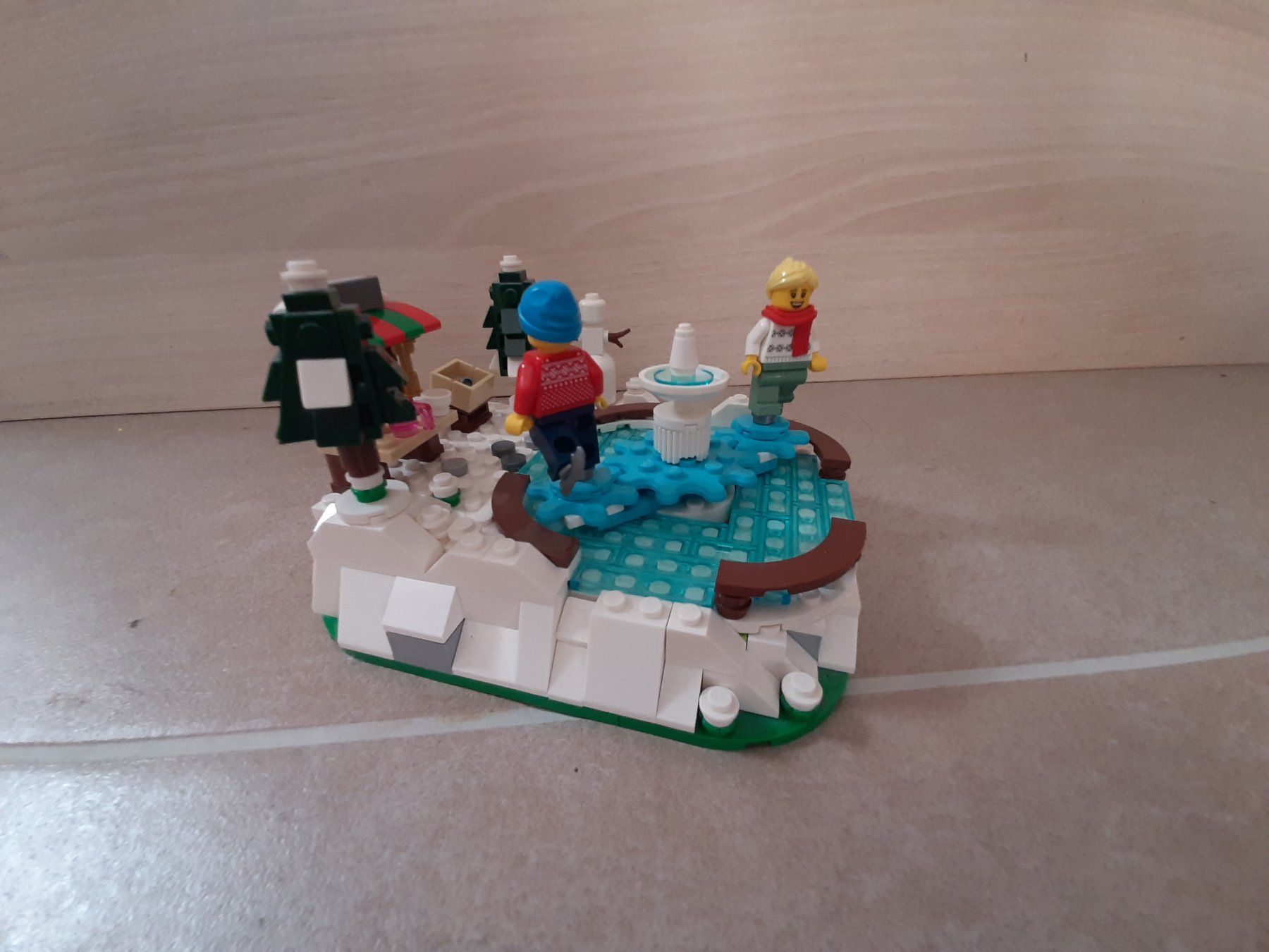Lego Giocattoli: Lego 40416 Eislaufbahn – Usato da Laufen venduto da Julie231004 2