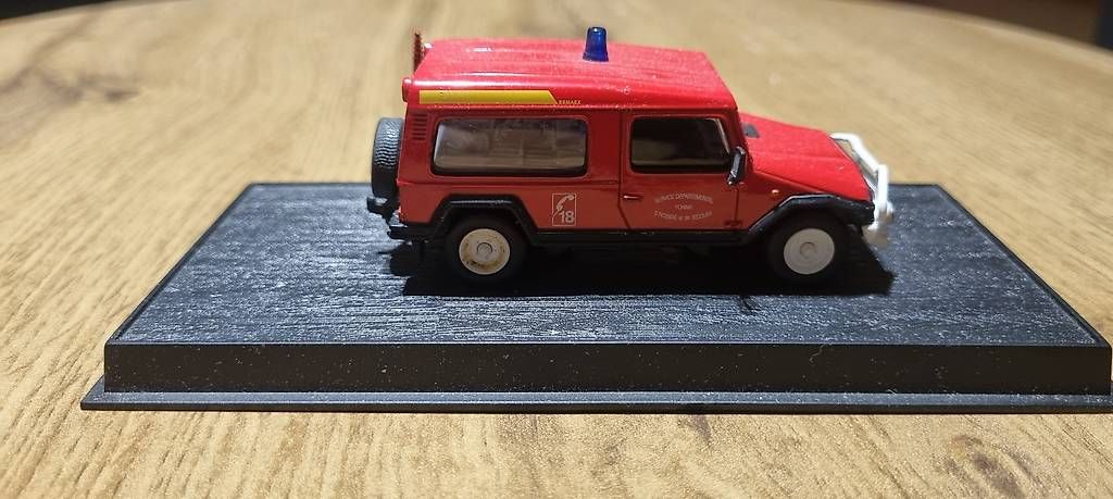 Modellini d'auto: Feuerwehr VSRTT UMM BDU 11 DIL BEMAEX – Usato da Landquart venduto da Predi91 2