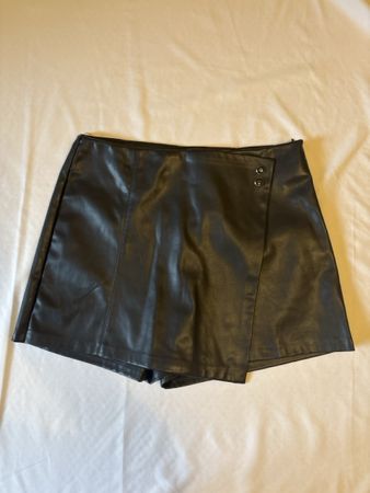 ONLY Skort black faux leather size M used