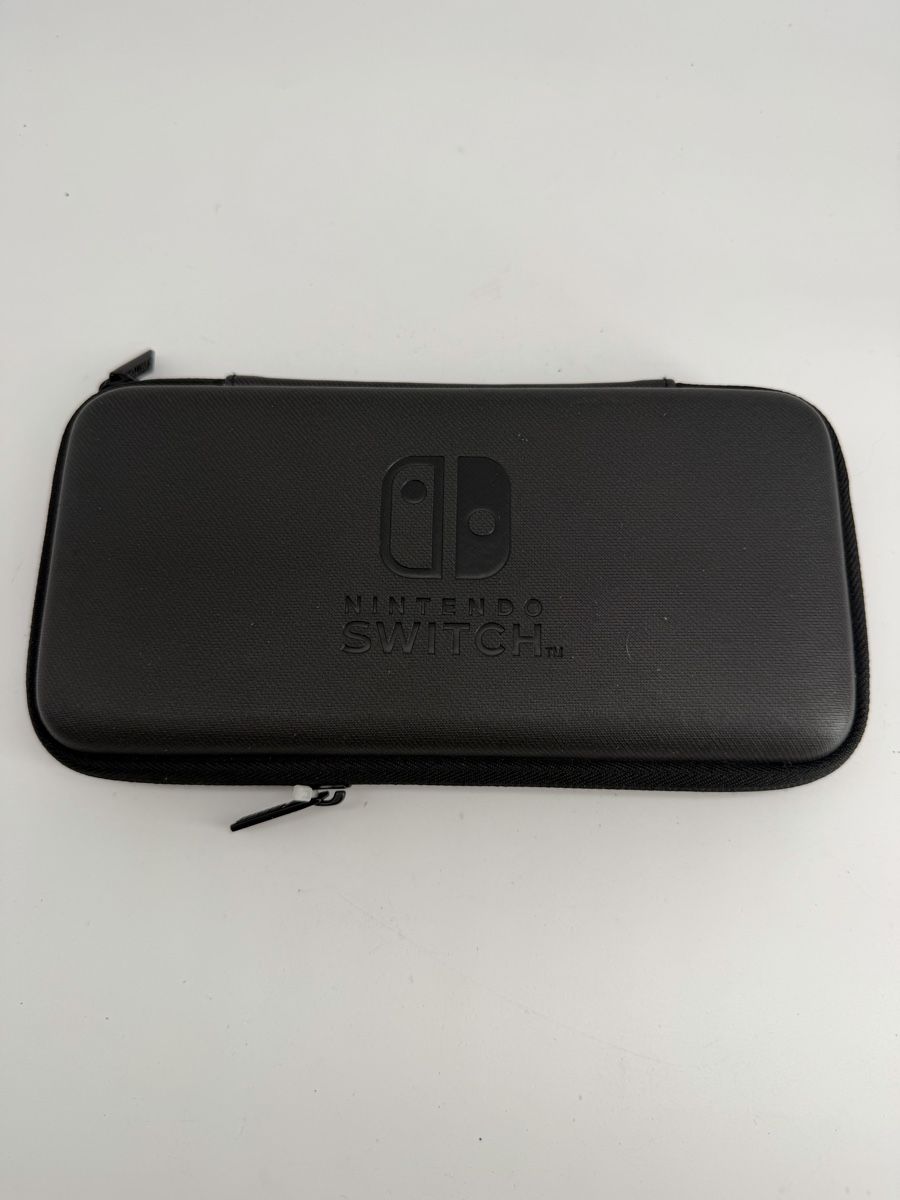 Nintendo Custodie protettive: Étui Nintendo Switch Lite noir – Usato da Vessy venduto da _Callidus_ 1