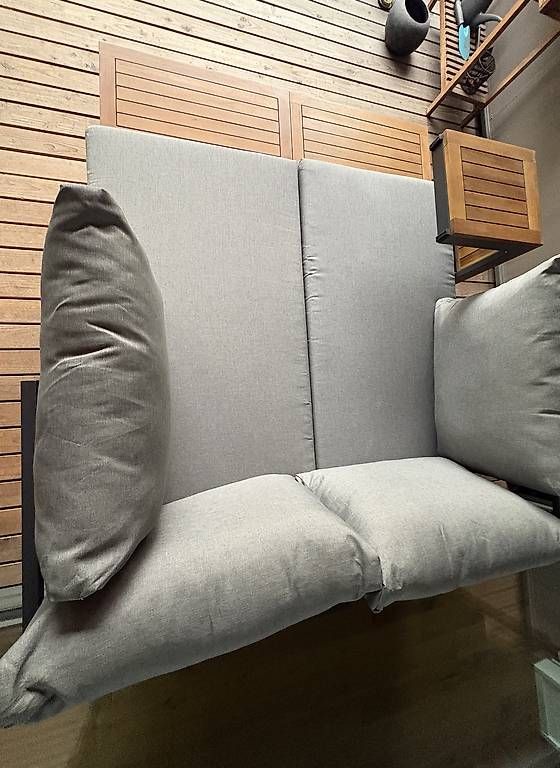Set di tavolo e panche: Garten Lounge Garnitur Set mit Tisch neuwertig  – Usato da Emmenbrücke venduto da Swissseller7 1