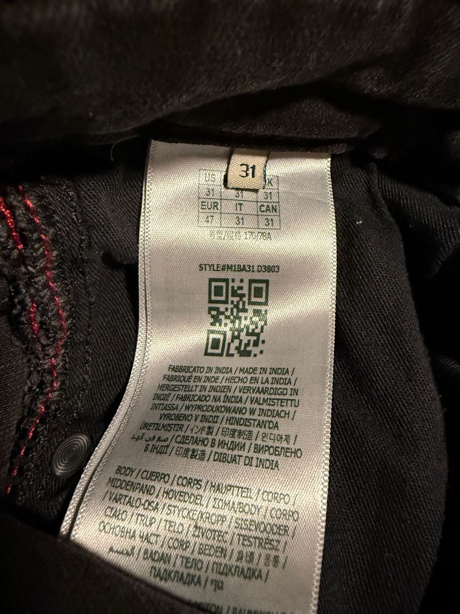 Guess Jeans: GUESS Jeans | Grösse 31, schwarz – Nuovo (secondo la descrizione) da Küsnacht ZH venduto da Wozdav 2