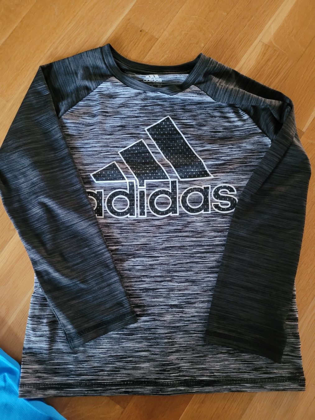 Hemden, T-Shirts & Polos: Shirt Sport Kinder ab Gr 128 – Gebraucht aus Port von Darialina 2