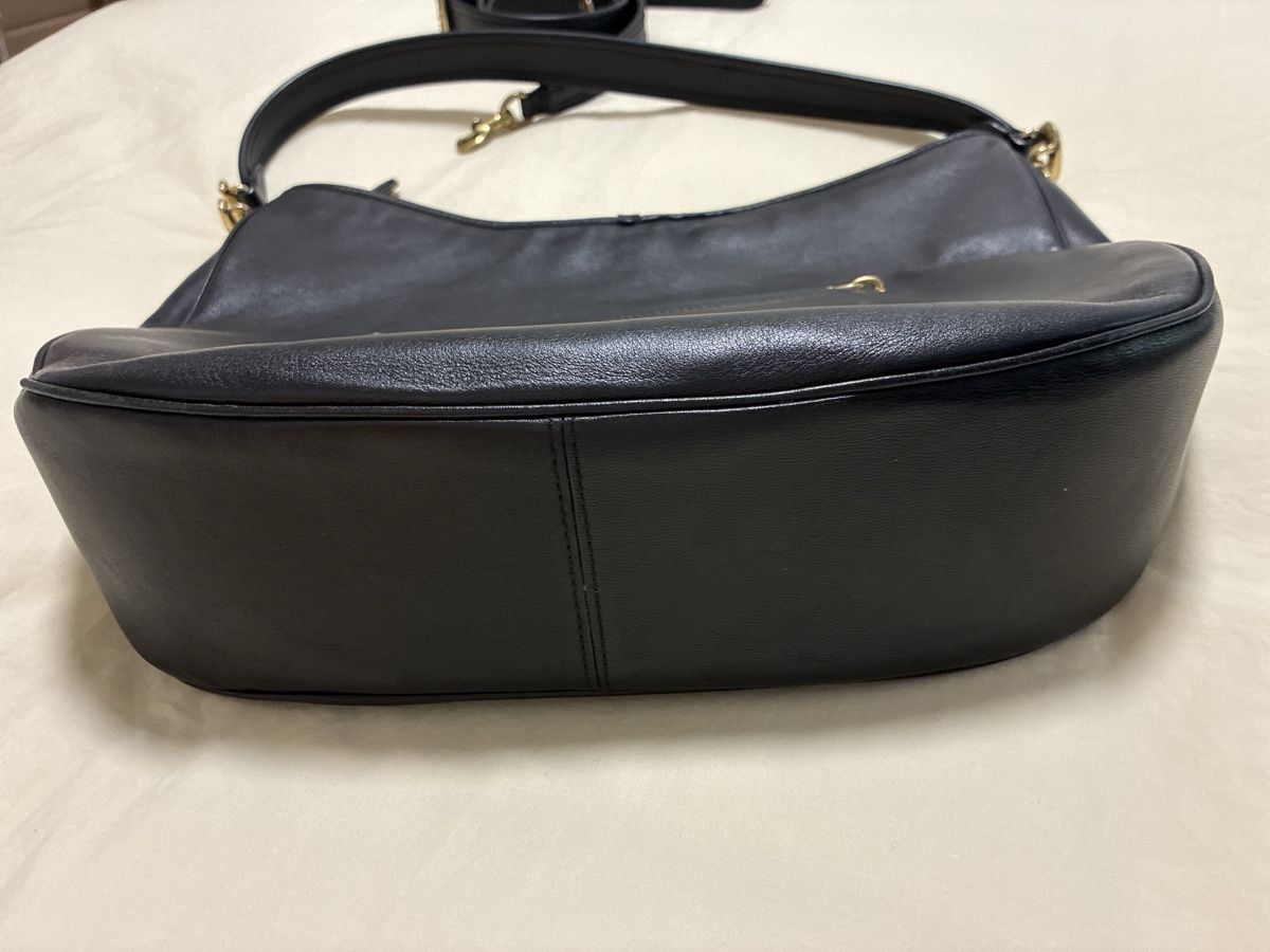 Coach Borse da donna: COACH Leather Shoulder Bag in Black with Adjustable Strap – Nuovo (secondo la descrizione) da Basel venduto da dal_r7dw 2