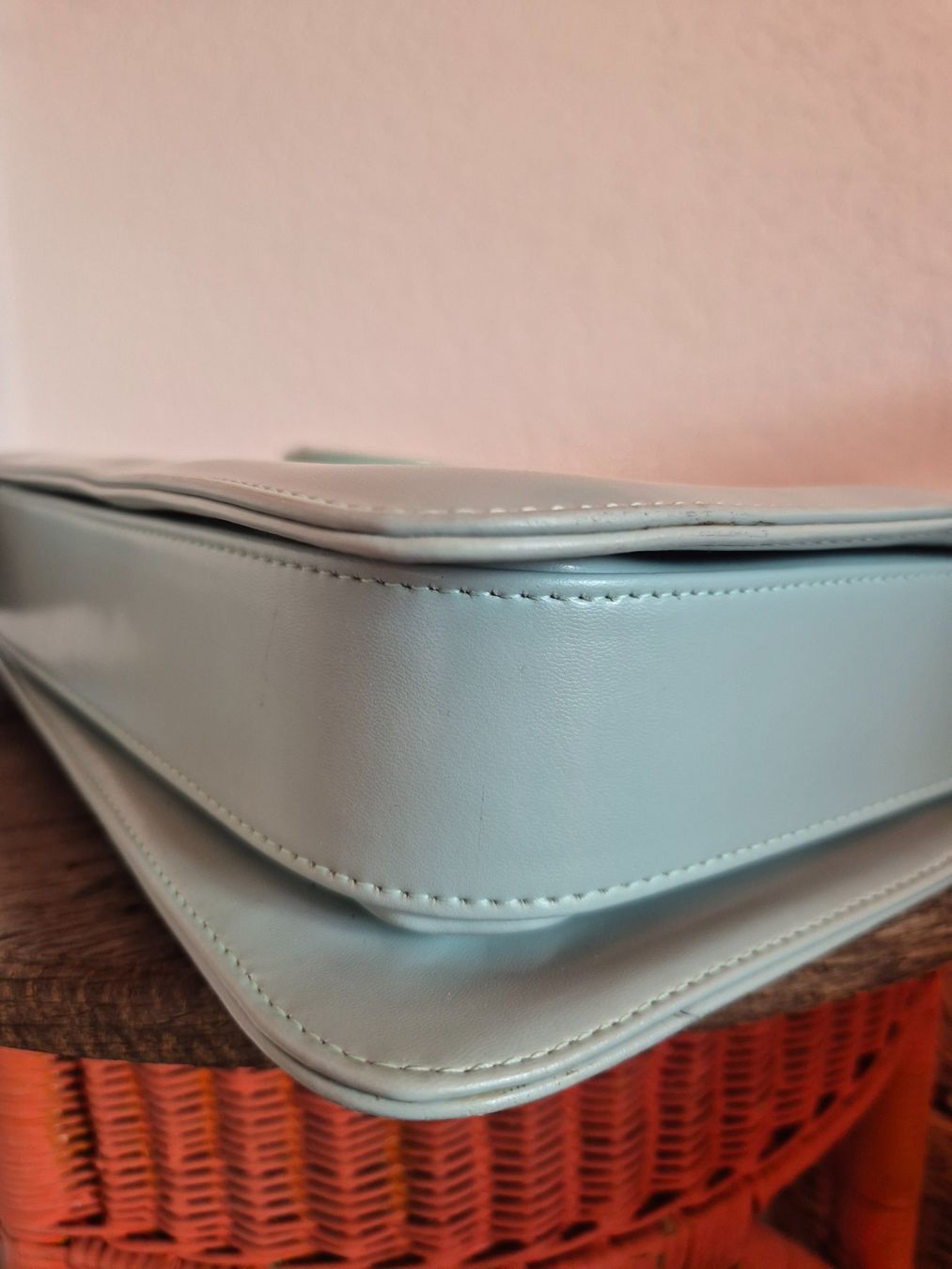 Borse da donna: Sequoia Schultertasche – Nuovo (secondo la descrizione) da Utzenstorf venduto da Lutra4678 1