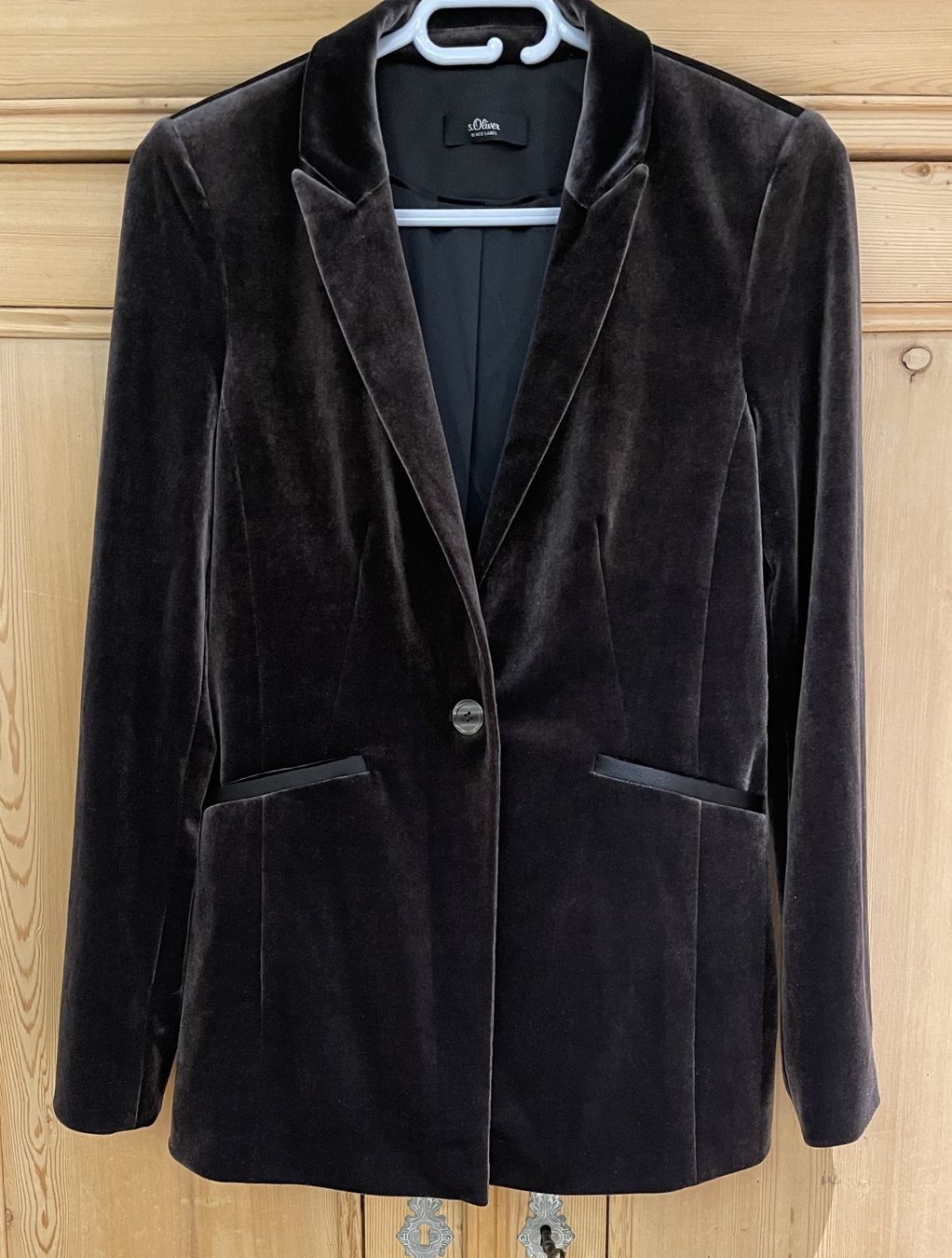 S.Oliver Giacche: Samtblazer, anthrazit von S. Oliver, Black Label, Gr. 36 – Nuovo (secondo la descrizione) da Chur venduto da Zido