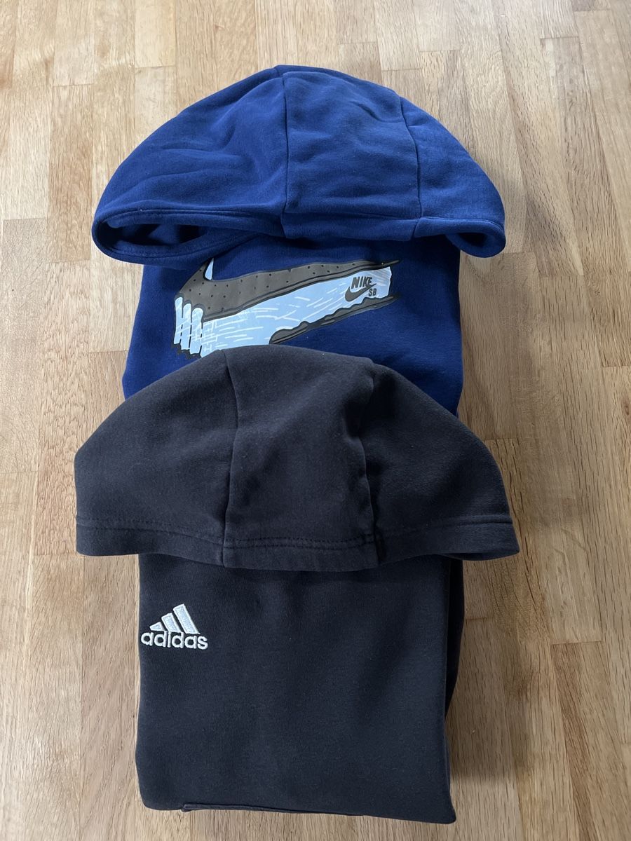 Maglioni & Felpe: Kinder Sweatshirt – Usato da Bachenbülach venduto da Dana_Ondrasik 2