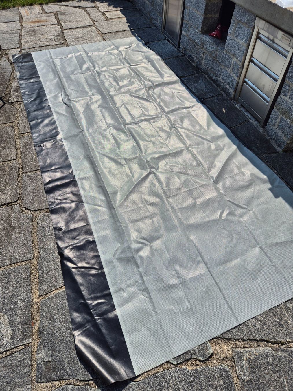 Thule Vorzelte & Markisen: Thule Vorderwand Sun Blocker 380cm – Neu (gemäss Beschreibung) aus Gommiswald von Sottotone