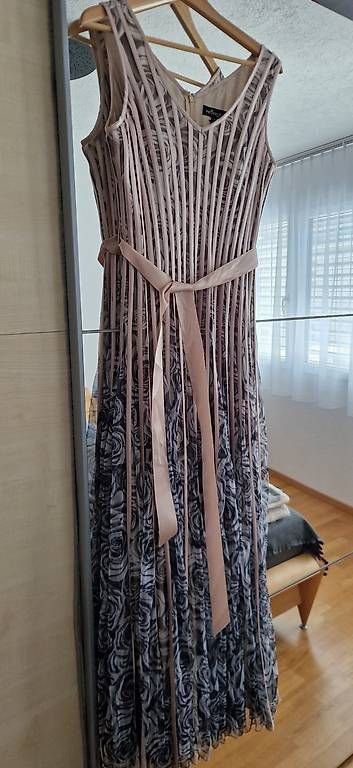 Kleider: Abendkleid Gr. M – Gebraucht aus Ibach von Soraja07