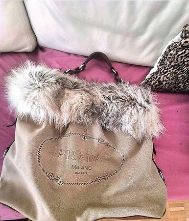 Sac Prada toile et fourrure véritable