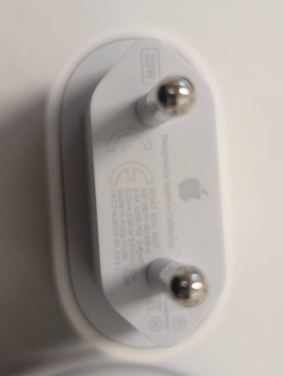 Apple Caricabatterie: Apple Iphone / Ipad 20W Power Adapter Stromadapter USB-C – Usato da Sonceboz-Sombeval venduto da michael.l 3