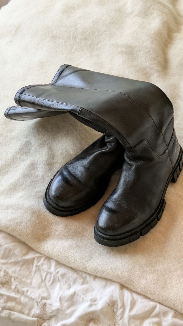 Damenschuhe: Echtes Leder Stiefel Grösse 39 – Gebraucht aus Trüllikon von NAURELIJ 1