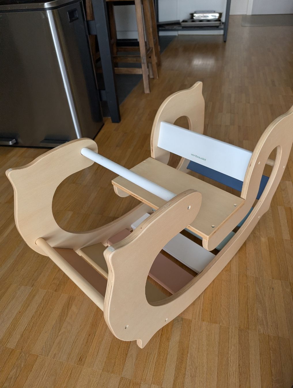 Spielzeuge: Vertbaudet bascule d'intérieur & jeu d'escalade – Gebraucht aus Meyrin von jes_yr5m 3