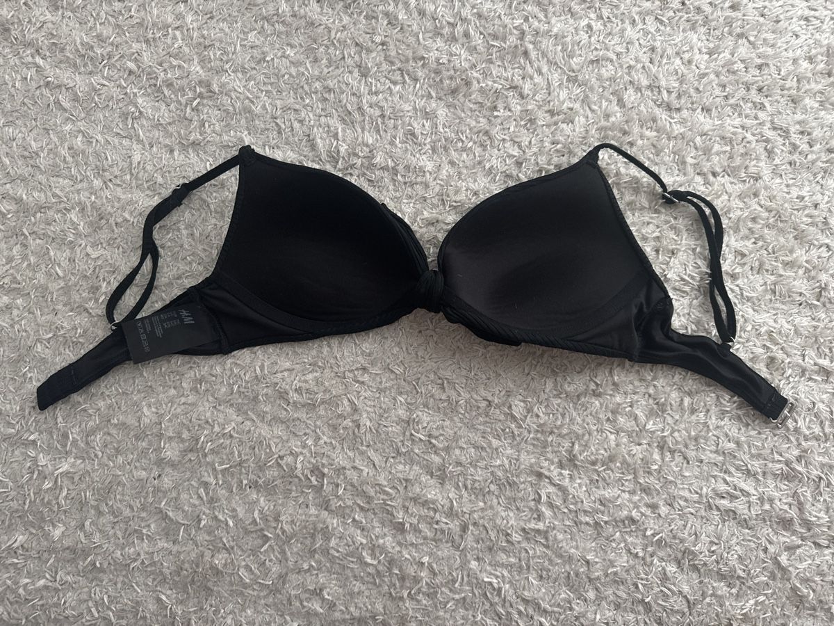 H&M Costumi da bagno & Bikini: H&M Bikini Top schwarz Gr. 75C – Nuovo (secondo la descrizione) da Gächlingen venduto da anjuli_123 1