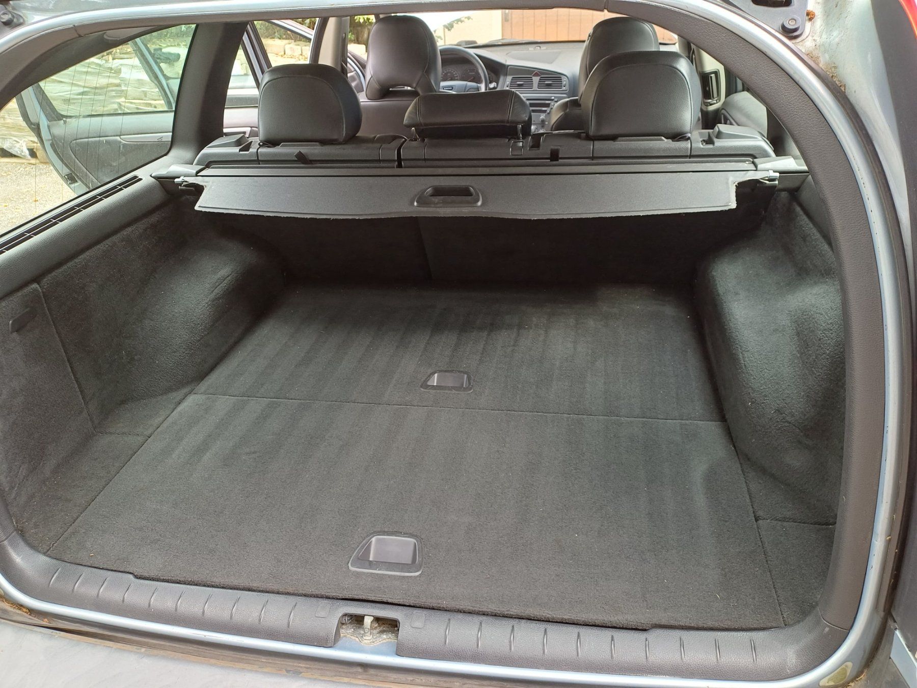 Volvo Automobili: Volvo V70 D5 – Usato da Brittnau venduto da swissboost 7