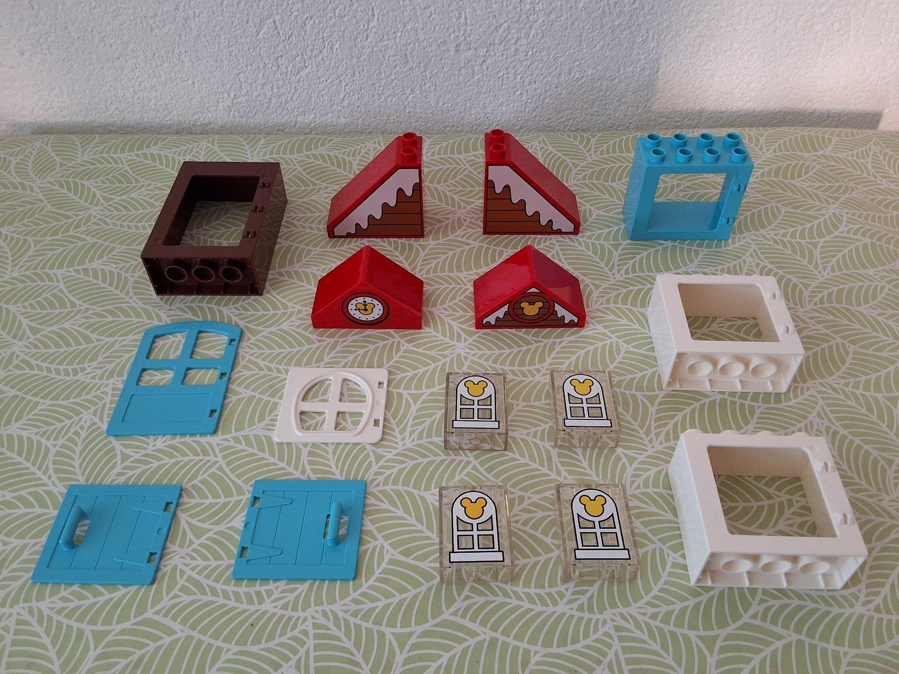 Lego Spielzeuge: Lego Duplo Winterhaus Mickeymaus – Gebraucht aus Liebefeld von moony4blue 5