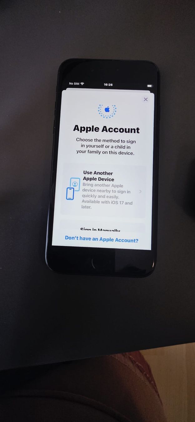 Apple Telefoni cellulari / Smartphones: Apple iPhone SE + Apple Watch Series 2 - Bundle – Usato da Studen BE venduto da tha_dhp8 3