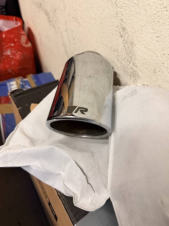 Sistemi di scarico: Finalini cromati Remus BMW M2 – Usato da Manno venduto da Sanzo28 1