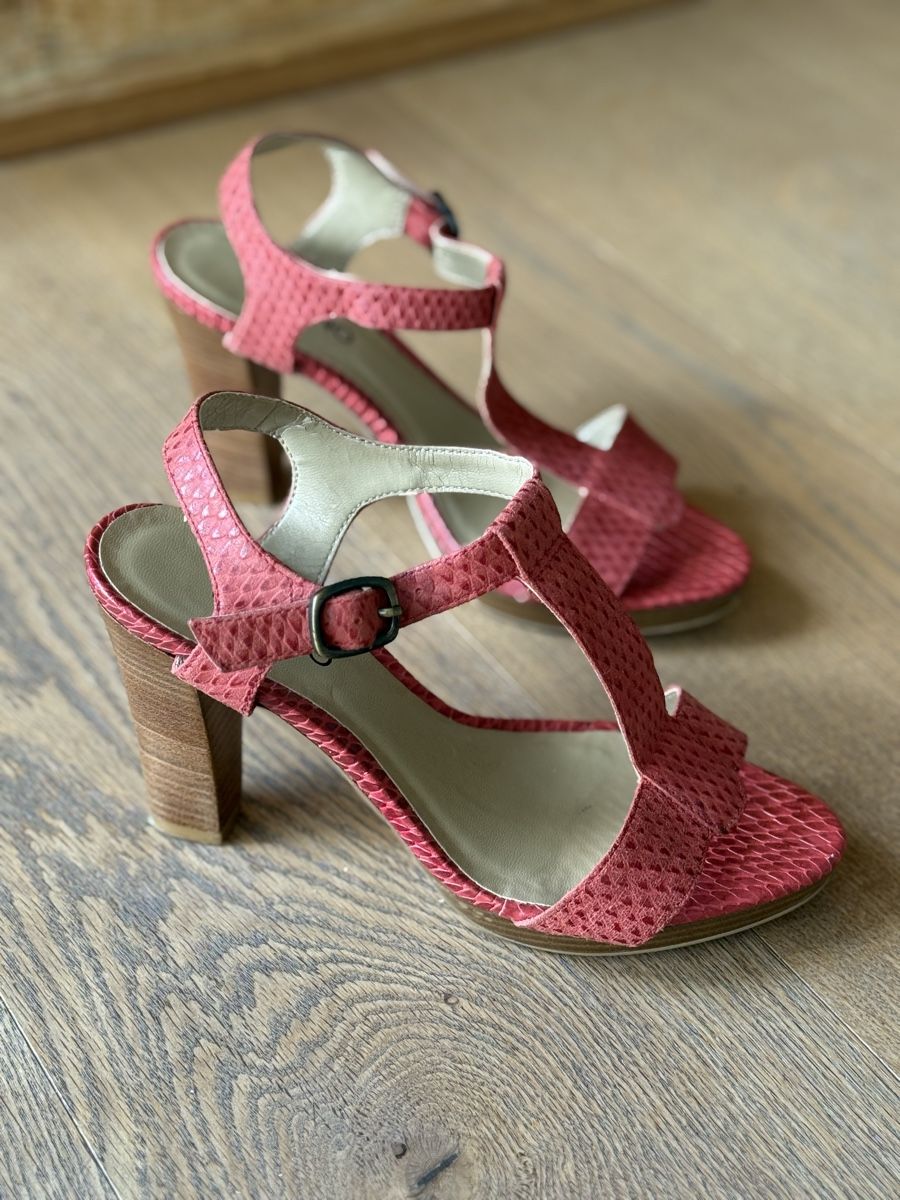 Scarpe da donna: High Heel Sandalen – Nuovo (secondo la descrizione) da Erlenbach ZH venduto da juwe7