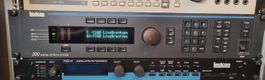 Lexicon 300L, Vintage Hall 